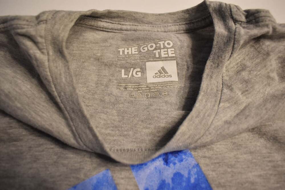 adidas women The Go-To Tee Heather Gray with Blue Marble Logo Size Large